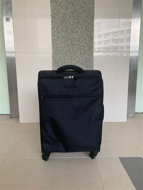 primark black it luggage.